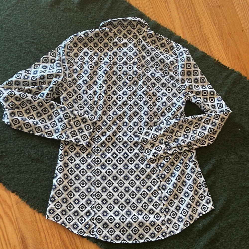 🌺 J.Crew; “Perfect,” Long-Sleeved, Button Down, Intricate Design Shirt; Sz. 4! - Picture 8 of 10